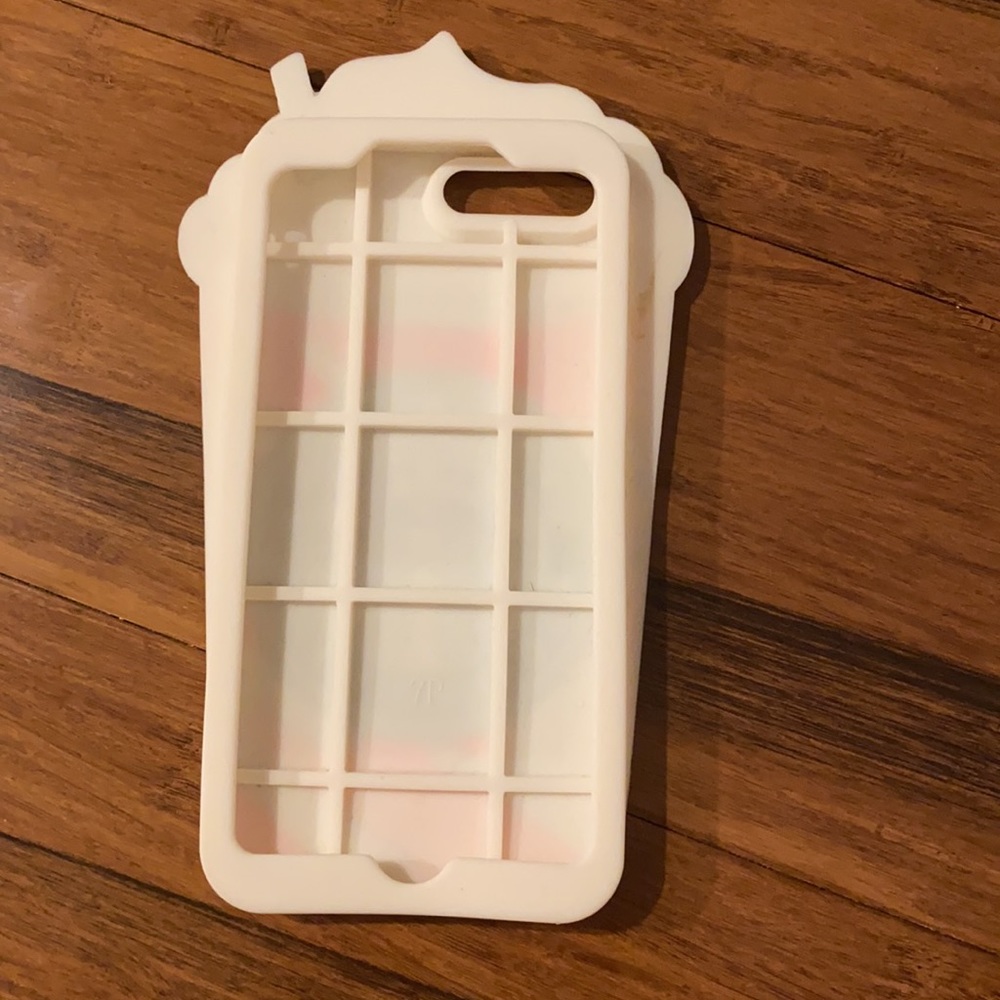 Phone case - Picture 2 of 2